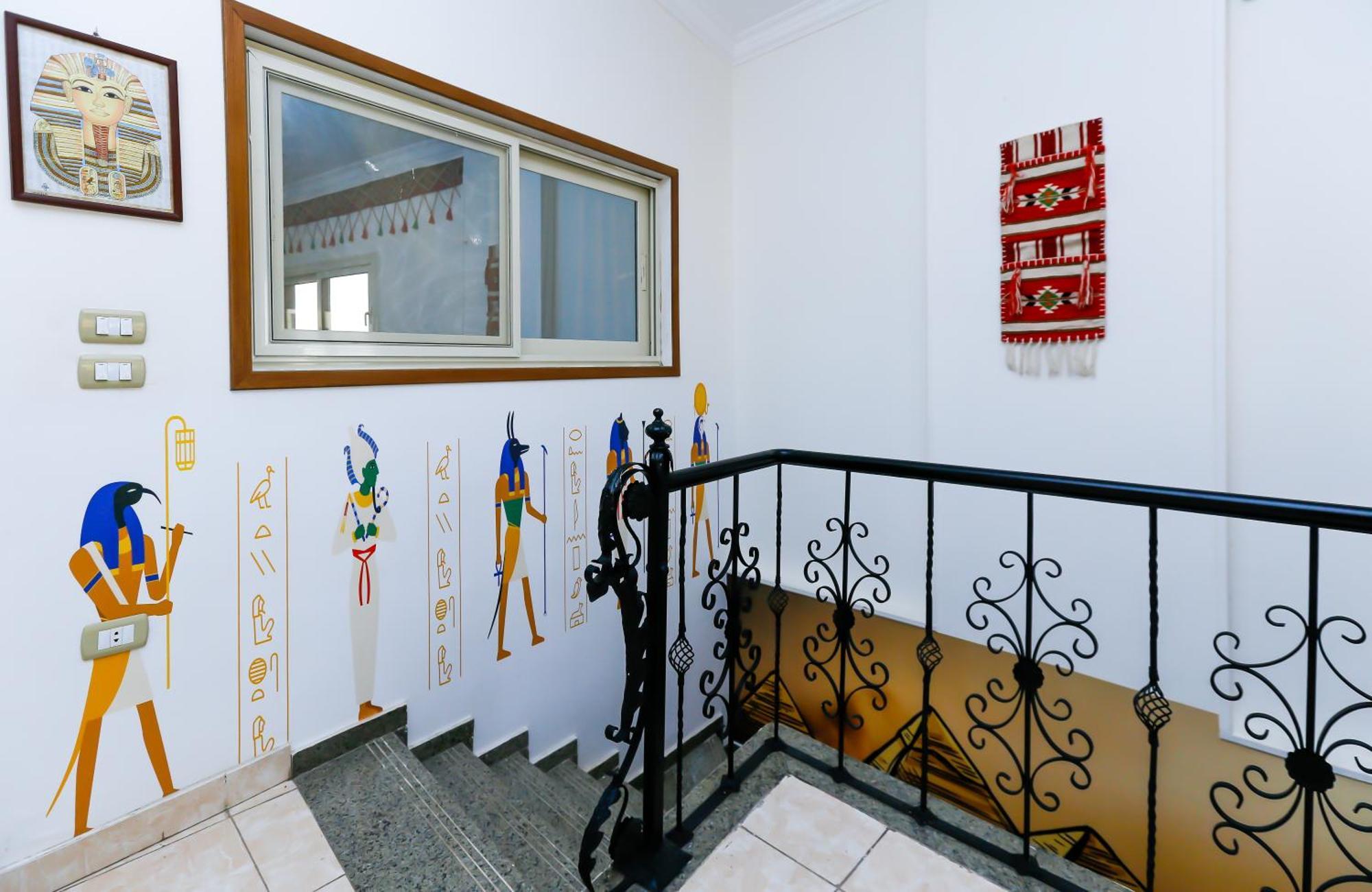 Atlantis Pyramids Inn New Giza Екстер'єр фото